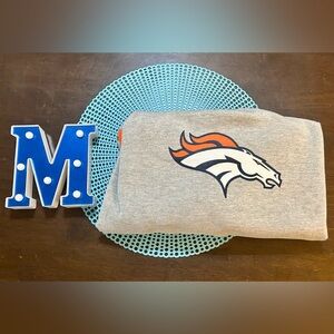 Gray ‘Denver Broncos’ Sweatshirt with Orange and Blue Logo; Men’s Sixe 4XL